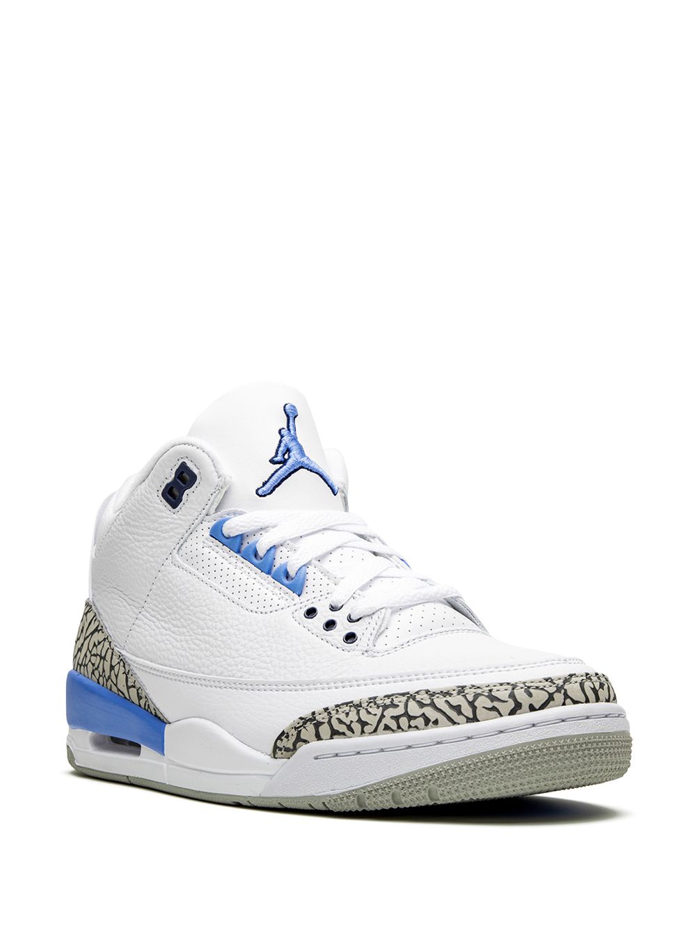 Air Jordan Retro 3 UNC