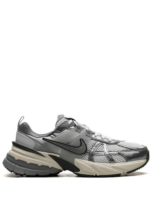 Nike V2K Run Pure Platinum/Wolf Grey