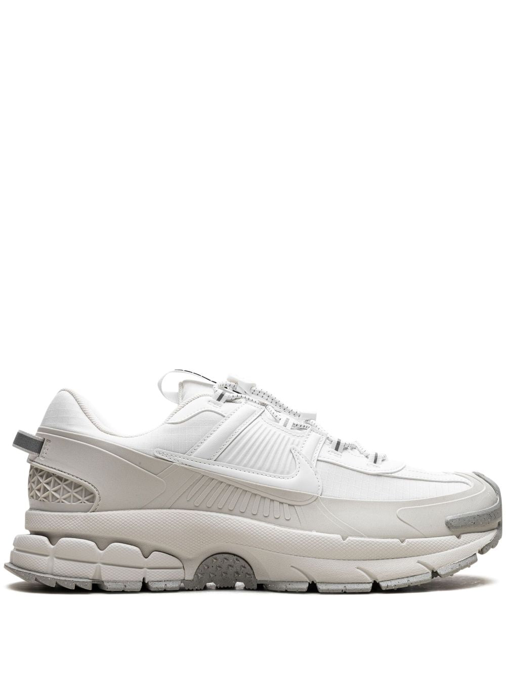 Nike Vomero 5 Roam