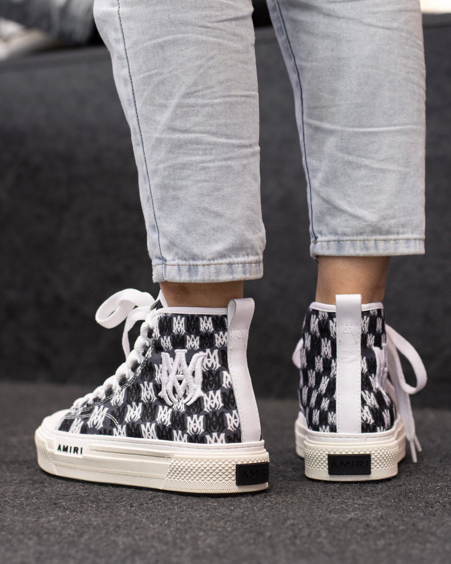 Amiri MA Warp Court