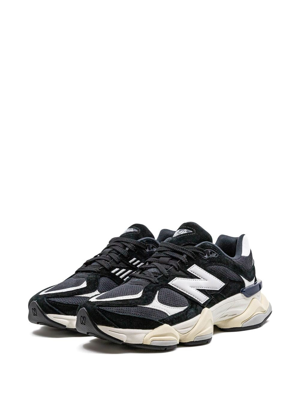 New Balance 9060 Negra y Crema